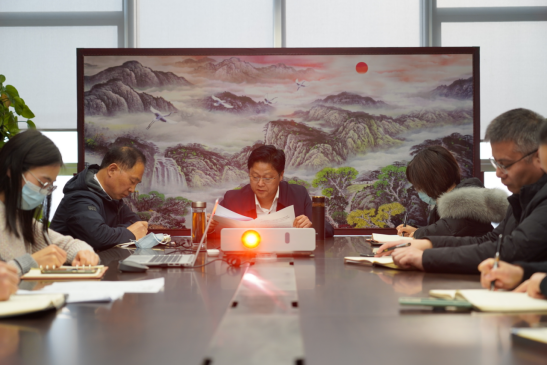 2.6市產(chǎn)業(yè)集團(tuán)開展集中學(xué)習(xí)五屆市紀(jì)委三次全會精神活動(dòng)236.png